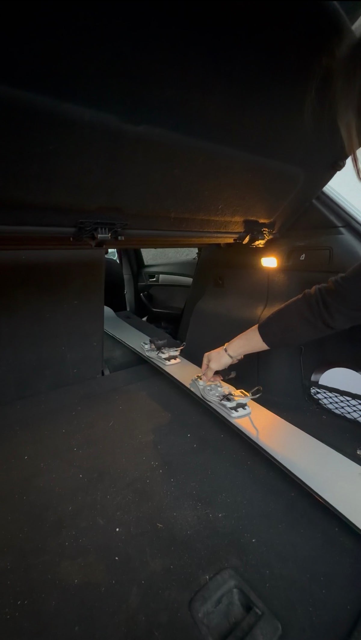 Snowlord skwal board and PHK bindings straight out of the box